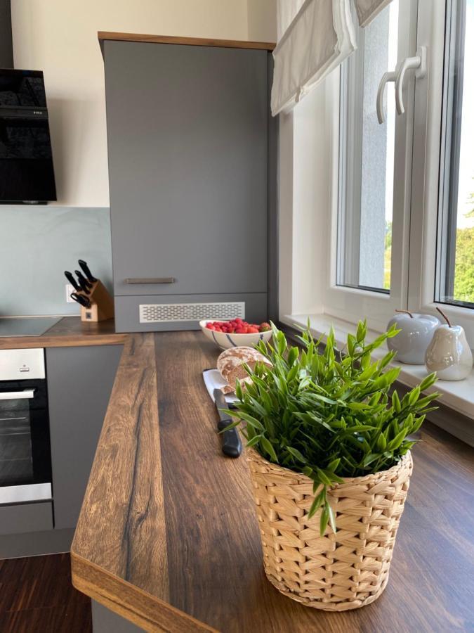 Modernes Apartment Am Hafen Mit Seeblick غروسريشن المظهر الخارجي الصورة