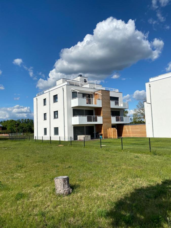 Modernes Apartment Am Hafen Mit Seeblick غروسريشن المظهر الخارجي الصورة