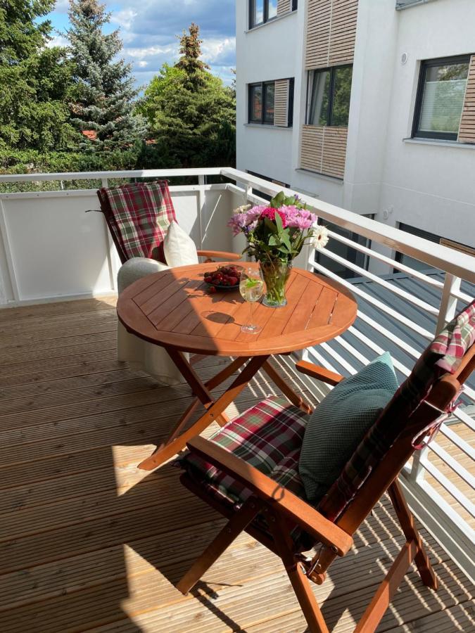 Modernes Apartment Am Hafen Mit Seeblick غروسريشن المظهر الخارجي الصورة